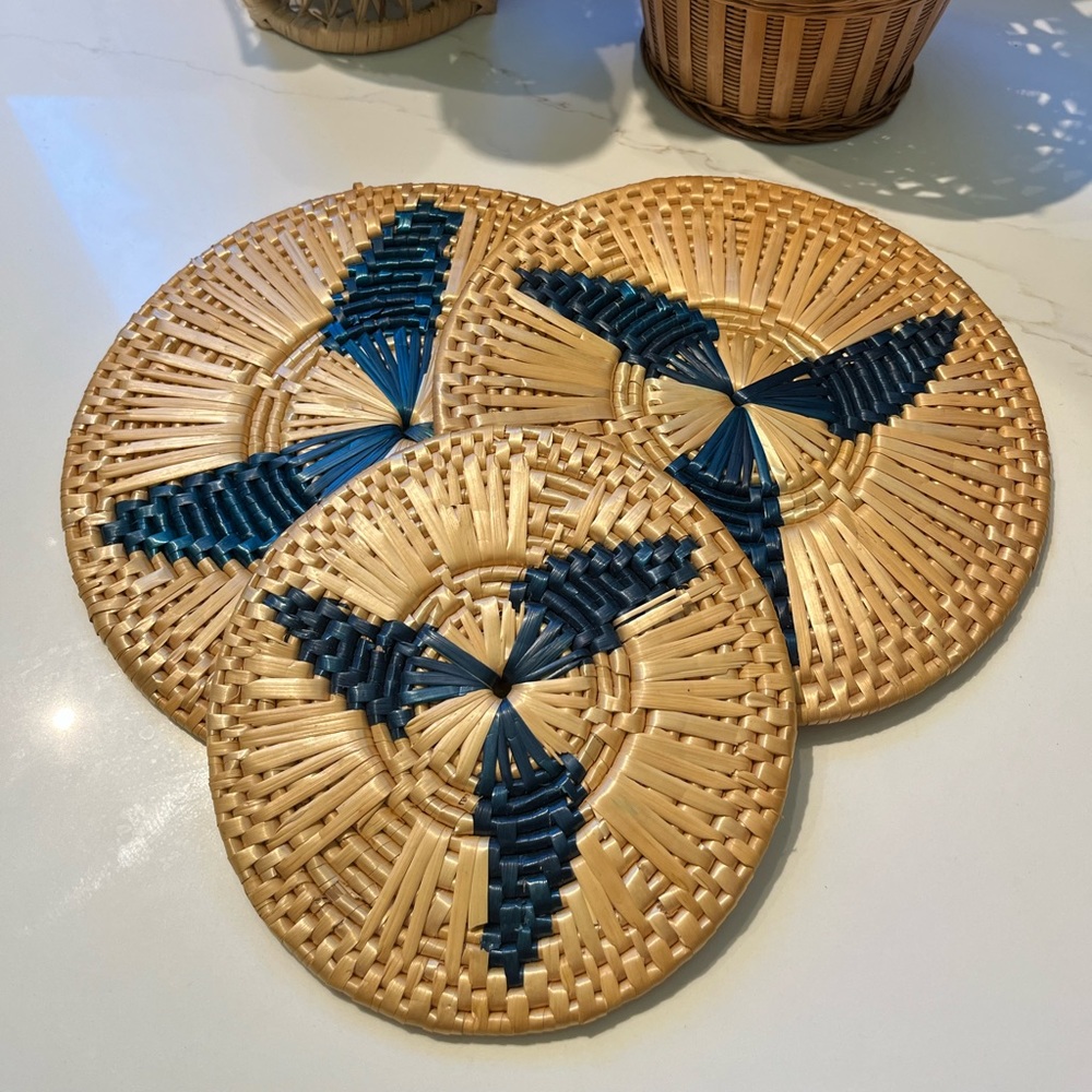 Set/3 Vintage woven trivets/ hot plates - Picture 2 of 13